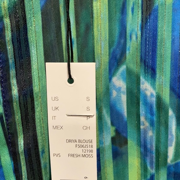 Blouse - Picture 6 of 8